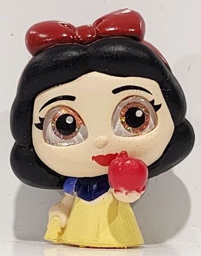 Snow White Academy Lockers Disney Doorables