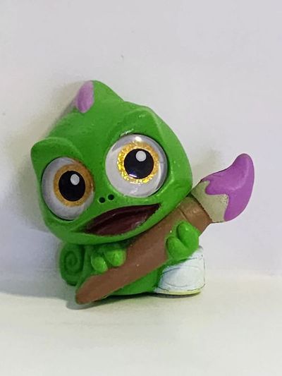 Pascal Academy Disney Doorables
