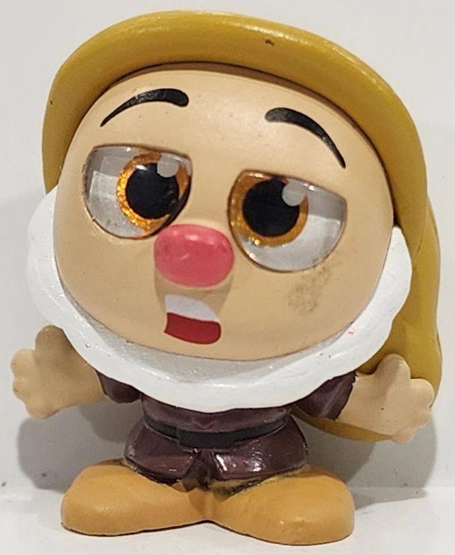 Sneezy Series 6 Disney Doorables